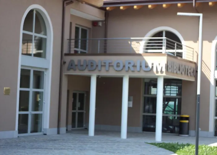 Lidia, Apartment Colico